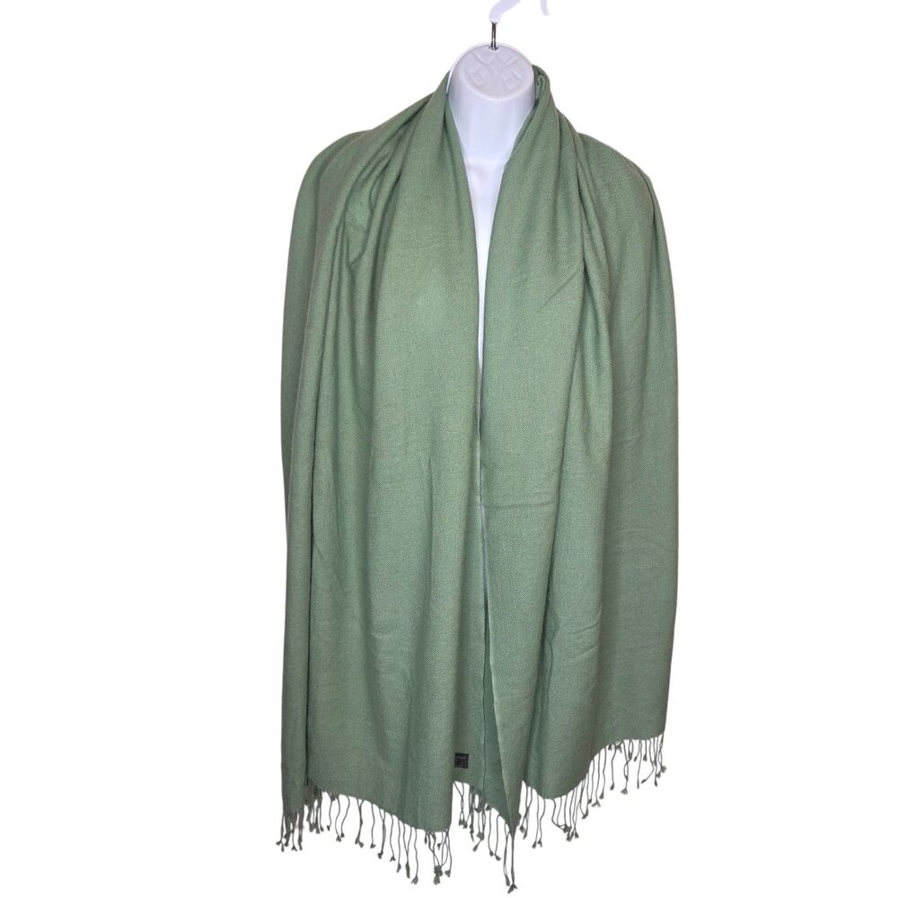 Pashmina Boutique 100% Cashmere Scarf Wrap Shawl Sage Green Fringe Nepal - Picture 2 of 5